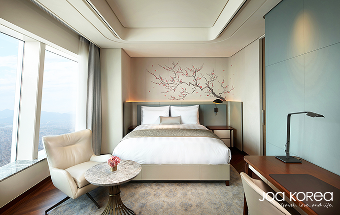 Signiel Seoul-Grand Deluxe Room
